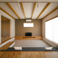 ダウンリビングと暮らす、ひと続きの平屋