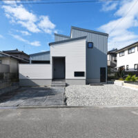 ダウンリビングとプライベートテラスが生む上質な時間