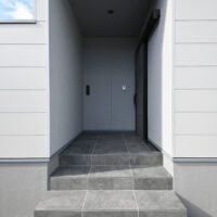 ダウンリビングとプライベートテラスが生む上質な時間