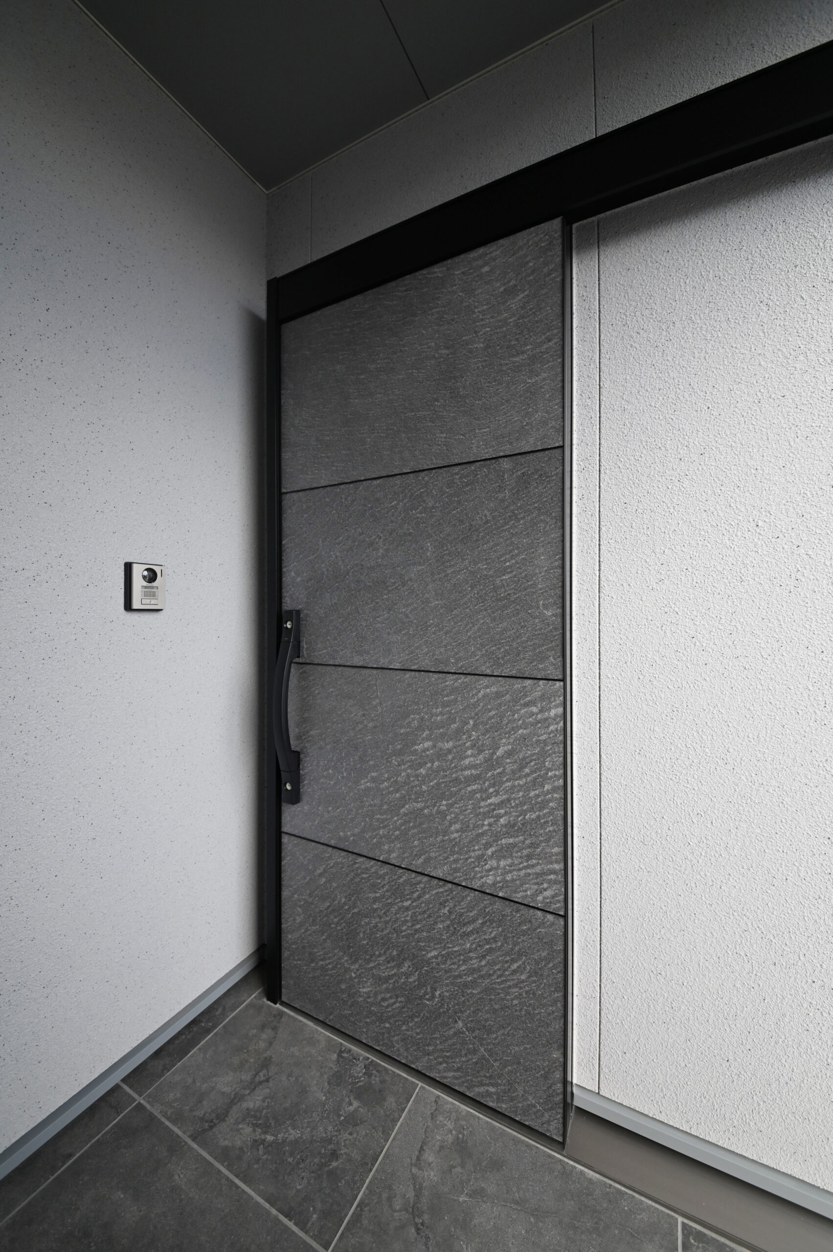 ダウンリビングとプライベートテラスが生む上質な時間