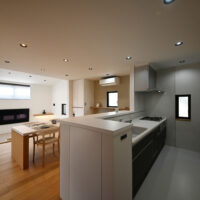 ダウンリビングとプライベートテラスが生む上質な時間