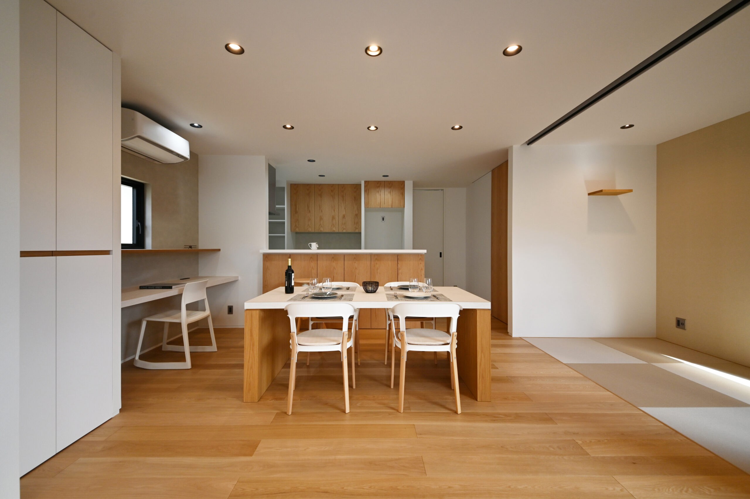 ダウンリビングとプライベートテラスが生む上質な時間